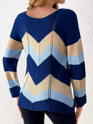 Hole Geometric Print Round Neck Long Sleeve Sweater