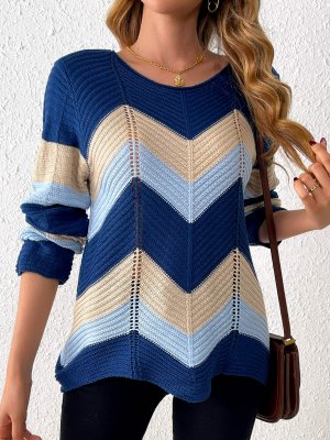 Hole Geometric Print Round Neck Long Sleeve Sweater